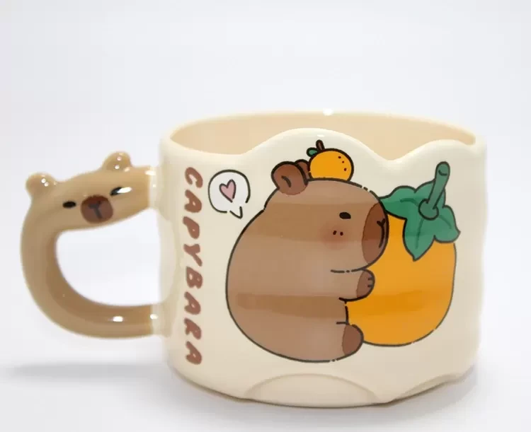 Capybara Figürlü Yayvan Formlu Porselen Kupa Bardak Alk5044